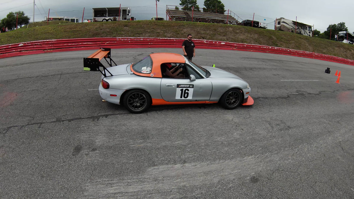 AXC 2026 Day 2 Qualifying Car #16 - 1 - Vertical